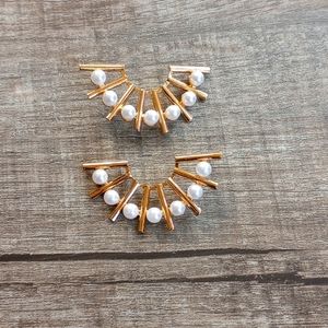 Gold and Pearl stud earrings